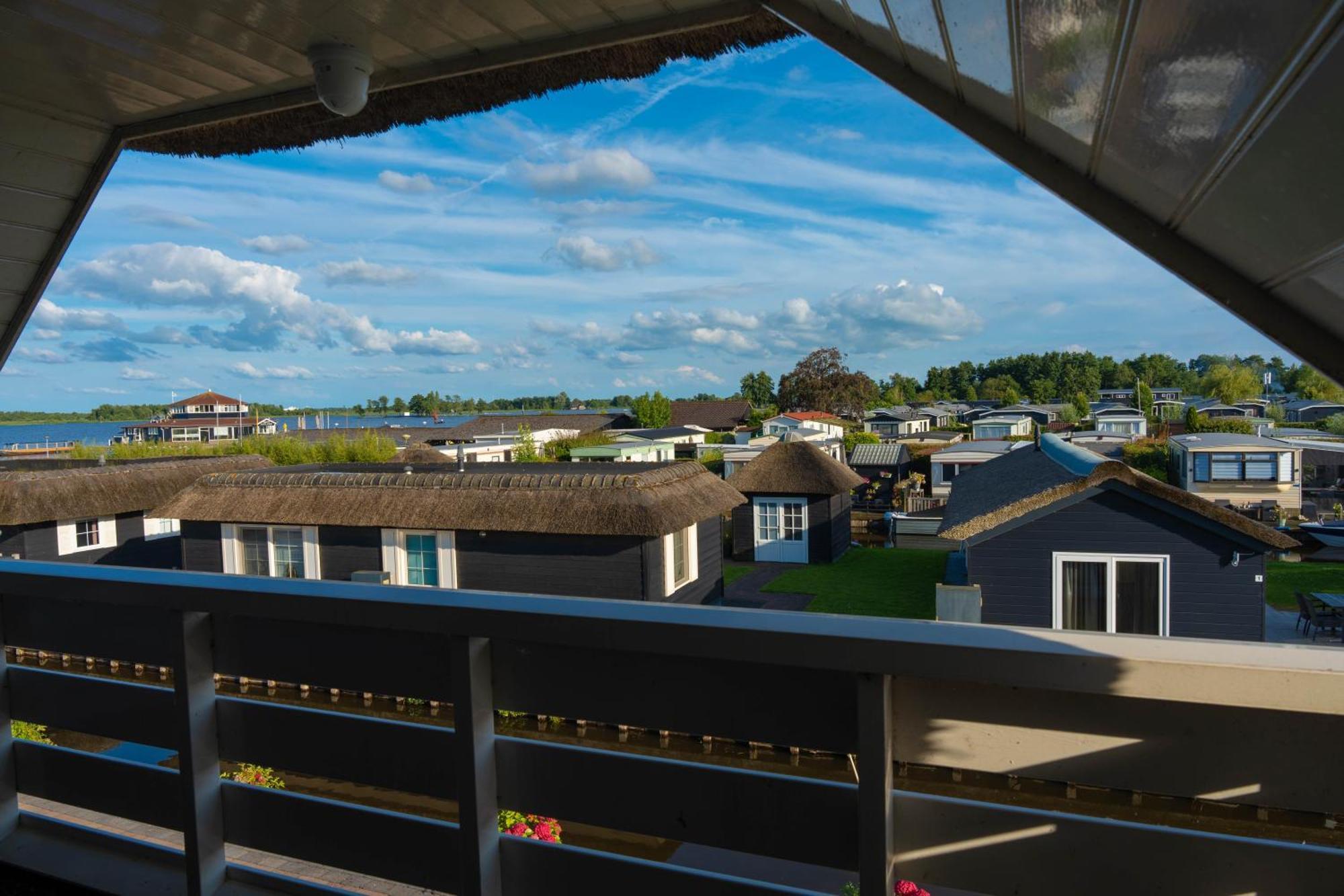 Waterpark Giethoorn Apartment Exterior photo